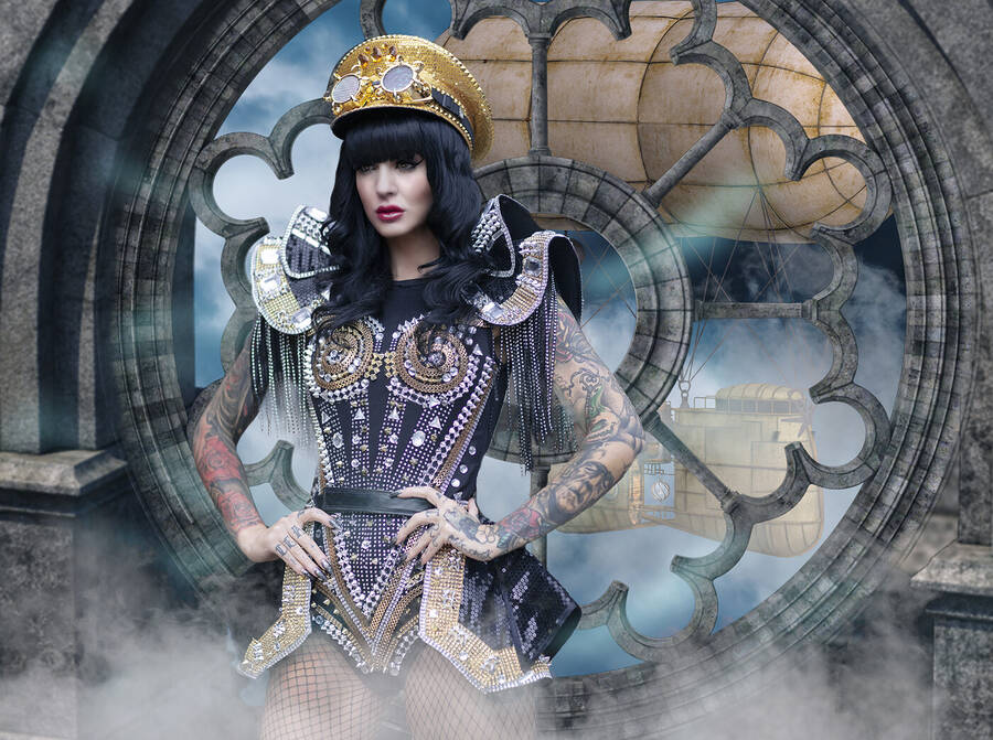 photographer Johnny Kaos alternativefashion modelling photo