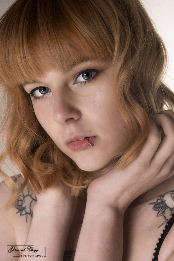 photographer InnerGlow of Morecambe headshot modelling photo