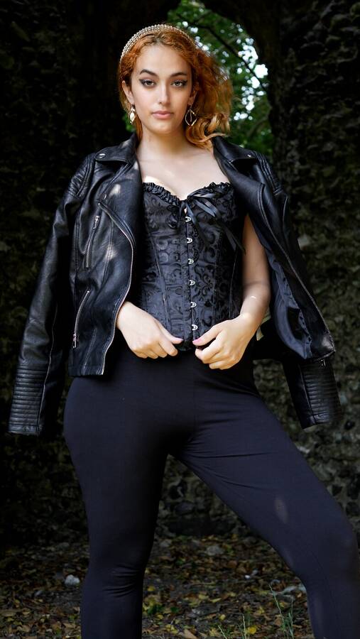 photographer Stenning acting modelling photo