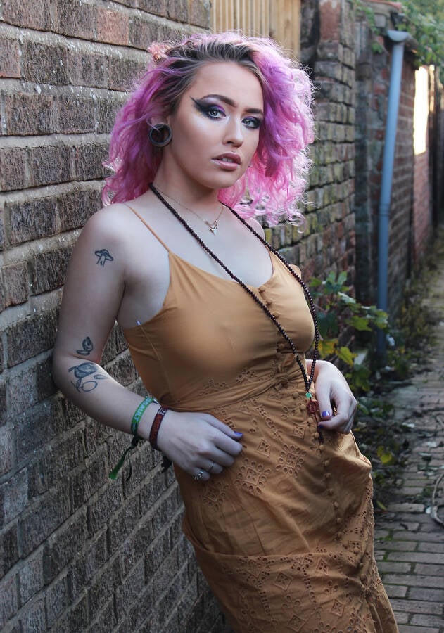 photographer Northern Views fashion modelling photo with @BluuSinn