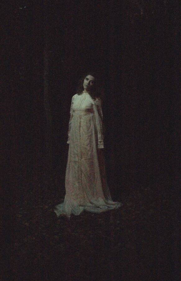 photographer John29 theme modelling photo with @shannylouharris