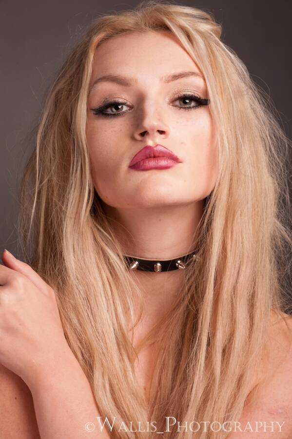 photographer Wallis headshot modelling photo taken at Scarlet Door Studios