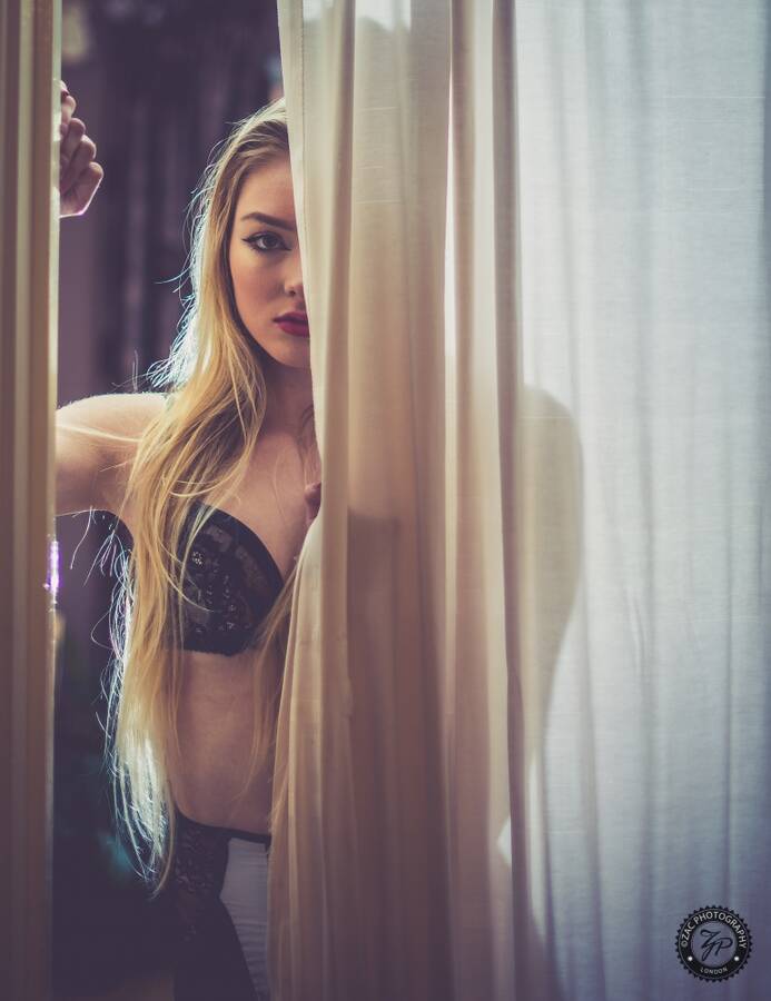 photographer ZacPhotography lifestyle modelling photo