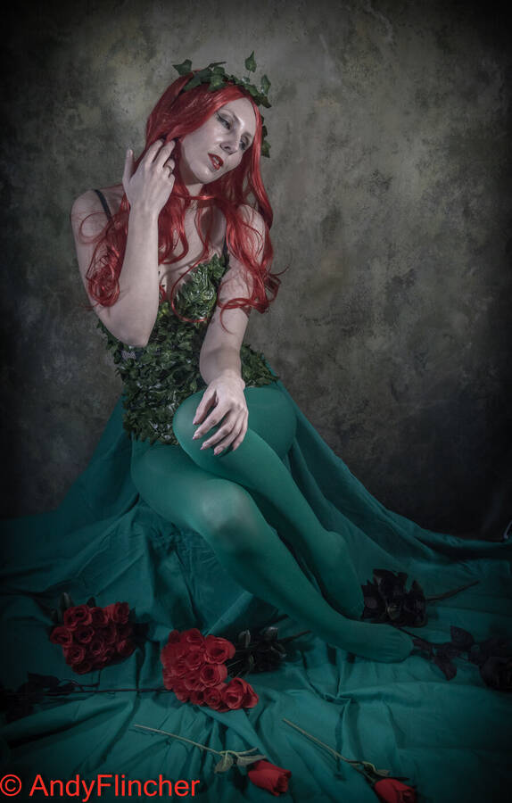 photographer Flincher theme modelling photo taken at Attic Studio with @Vampire_princess