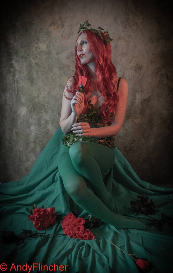 photographer Flincher theme modelling photo taken at Attic Studio with @Vampire_princess