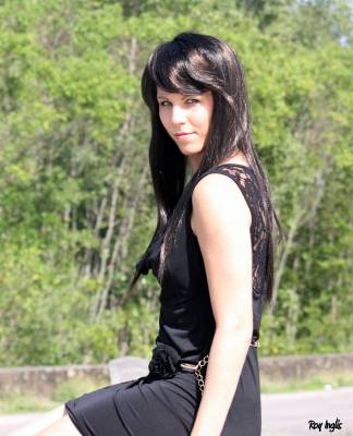 model Yuna glamour modelling photo taken at Cayenne  taken by @Royi2003. dress ckaz  wig la boite a cheveux cayenne.