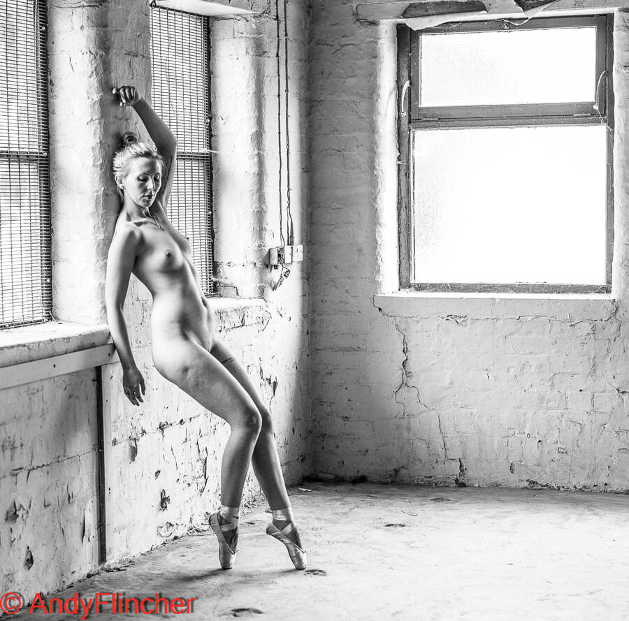 photographer Flincher classic modelling photo