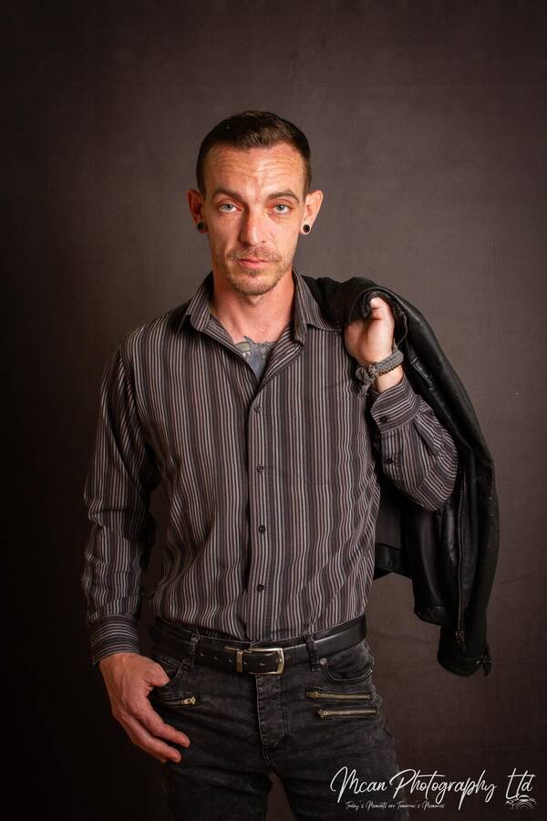 photographer Mcan Photography portrait modelling photo