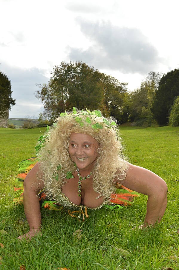 model solace theme modelling photo taken at Location taken by Anyytwick