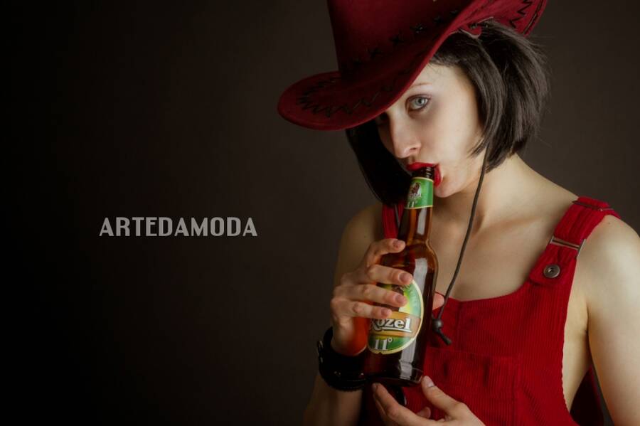 model Jana Vada lifestyle modelling photo taken by Artedamoda