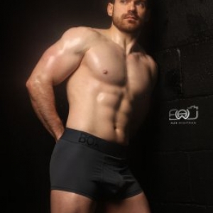 HistorianHunk profile photo